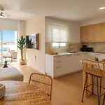 Semesterbostad Serena Del Mar By Livvo Playa Blanca (Lanzarote)