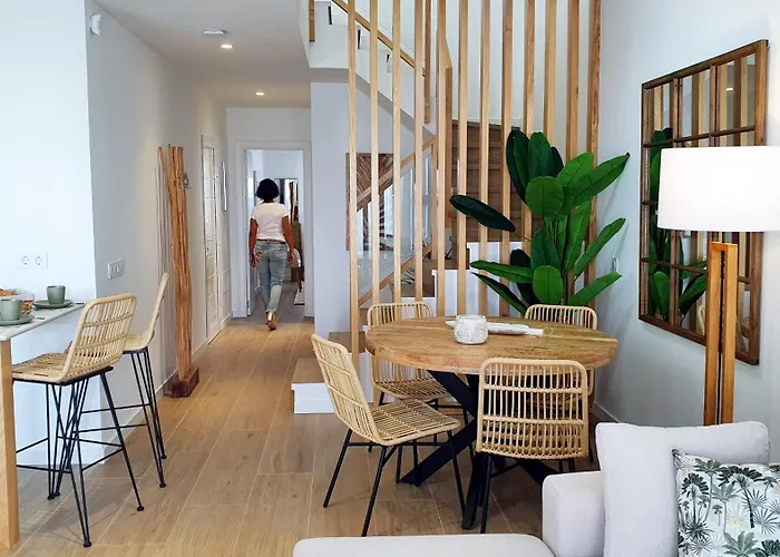 Serena Del Mar By Livvo 펜션 *